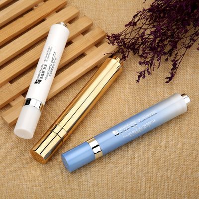 satın al AY-15ML Gradient Blue Airless Pump Bottle With Roll On Steel Ball Under Eye Massager Packaging Göz Masajcısı Paketinin Altındaki Çelik Topla Çevrimiçi üretim
