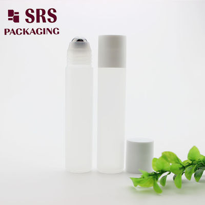 Renkli 35ml plastik rulo şişe örnek alma ve kozmetik uygulama için idealdir
